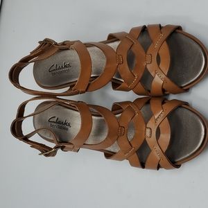 Clarks Bendable Leather Wedge Sandals